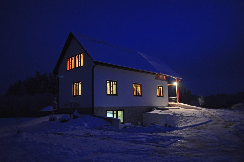 Guesthouse Leiputrija Адажі Екстер'єр фото